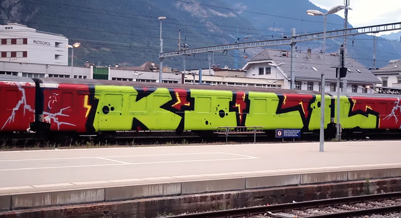 KCBR - LIVE LIFE LIKE GIRLS | Graffitimarket.ru