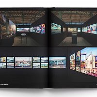 Книга Hallenkunst - Art in transit and beyond